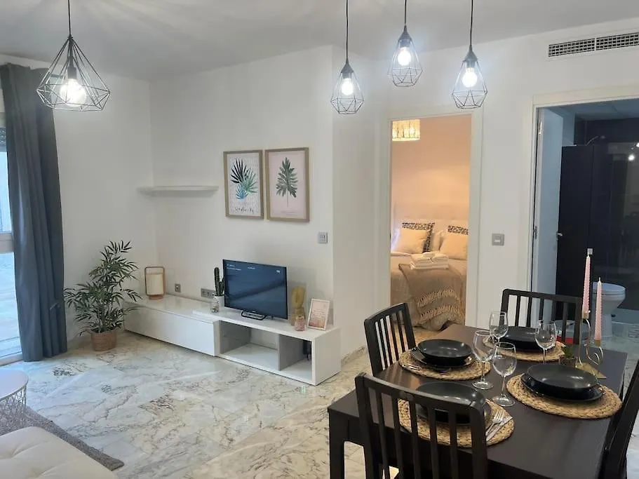 Love Rent4 Malaga Lyli Torremolinos 0*,